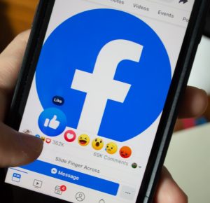 Förderung von Anhängern, Likes, Ansichten, Kommentaren und positiven Bewertungen für Facebook